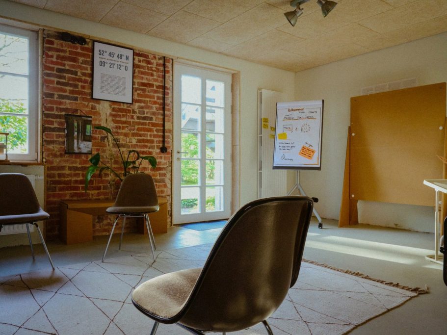 Seminarraum auf dem Beta Hof während eines Workshops
